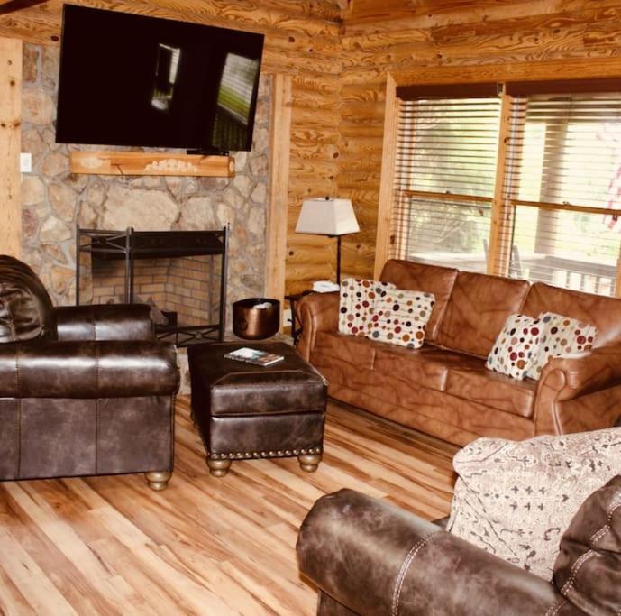 Rustic Black Bear Cabin Pigeon Forge Esterno foto