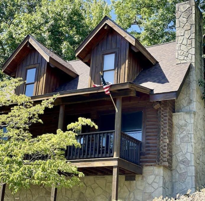 Rustic Black Bear Cabin Pigeon Forge Esterno foto